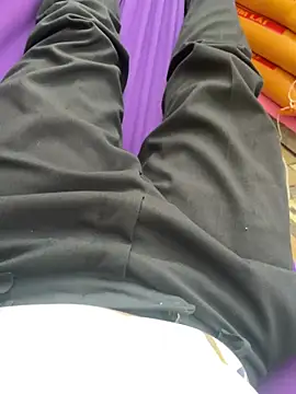 hoang15075 online show from 03/20/26, 05:34