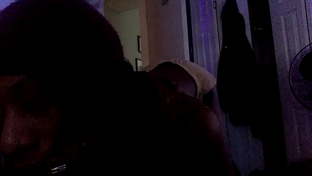 Snapshot of Kyzse_Splash-er chatting on 02/28/26, 04:08 Kyzse Splash-er online show from 02/28/26, 04:08