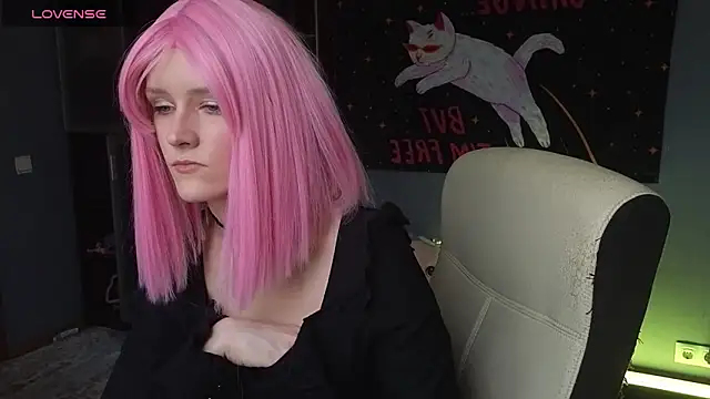 Tender Swan online show from 03/12/26, 01:17