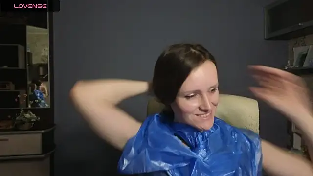 Tender Swan online show from 04/08/26, 11:05