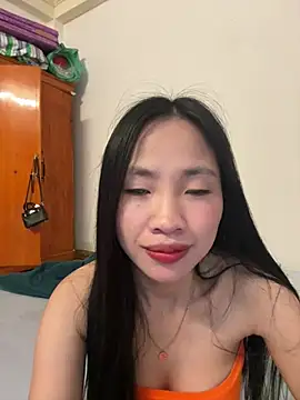 Snapshot of MIABCDZ chatting on 05/20/26, 01:56 MIABCDZ online show from 05/20/26, 01:56