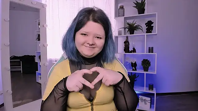 Lunaar  online show from 04/13/26, 05:35