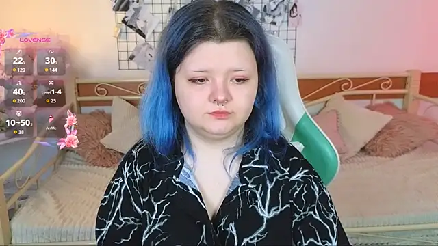 Lunaar  online show from 04/21/26, 05:47