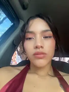 Snapshot of Mia-villalobos chatting on 05/19/26, 01:17 Mia-villalobos online show from 05/19/26, 01:17