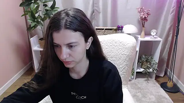 MistyBree online show from 04/08/26, 08:14