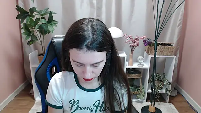 MistyBree online show from 04/23/26, 10:47