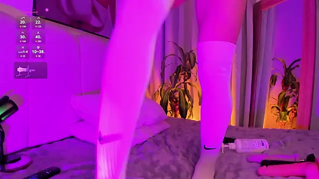 Snapshot of TaylerWhitelll chatting on 03/01/26, 06:21 TaylerWhitelll online show from 03/01/26, 06:21