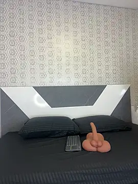 Lulu Mei  online show from 04/02/26, 11:30