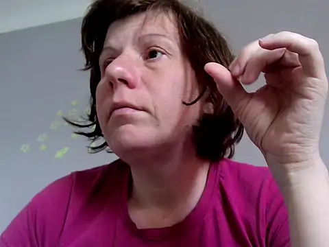 alicexox0 online show from 04/16/26, 09:54