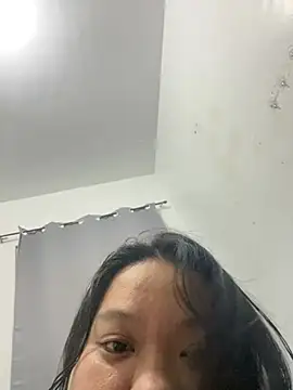 Snapshot of -Lykasa- chatting on 03/02/26, 04:03 -Lykasa- online show from 03/02/26, 04:03