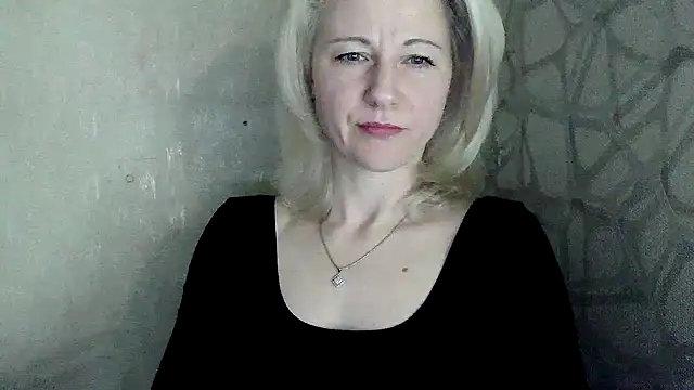 Katerina-Kissa online show from 04/22/26, 06:09