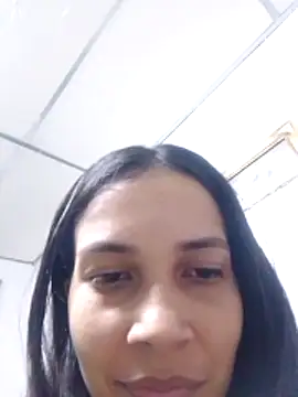 Snapshot of BiancaRoyale chatting on 04/30/26, 07:58 BiancaRoyale online show from 04/30/26, 07:58