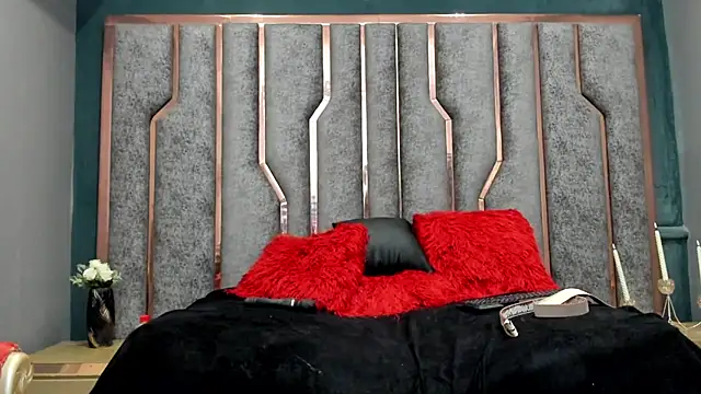 Snapshot of LaurenPaulson chatting on 02/28/26, 09:38 LaurenPaulson online show from 02/28/26, 09:38