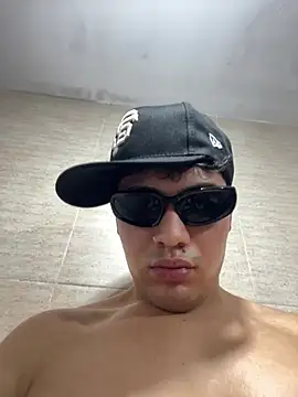 Snapshot of turromisterioso chatting on 03/01/26, 06:32 turromisterioso online show from 03/01/26, 06:32