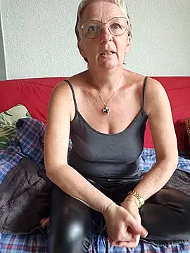 lescoquinsdu40 online show from 04/02/26, 12:25