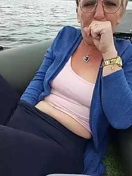 lescoquinsdu40 online show from 04/26/26, 11:52