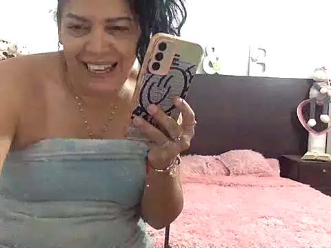 mommy-Milf online show from 03/04/26, 09:54