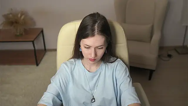 Snapshot of OdiIiaChavarria chatting on 03/01/26, 07:21 OdiIiaChavarria online show from 03/01/26, 07:21