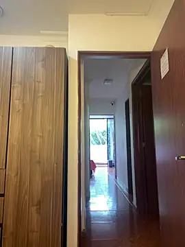 Emi rousse online show from 04/15/26, 12:23