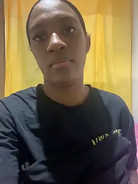 Emi rousse online show from 04/18/26, 07:18