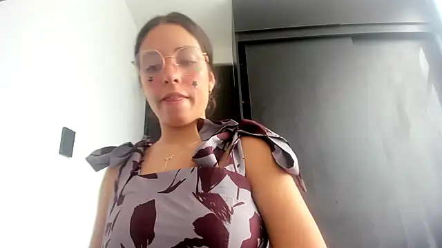 Snapshot of Miranda-cambell chatting on 07/19/26, 08:23 Miranda-cambell online show from 07/19/26, 08:23