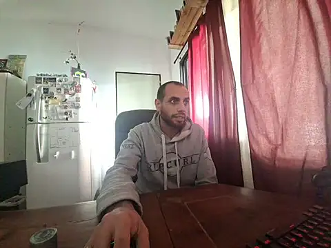 Snapshot of oroenbarra chatting on 05/03/26, 03:40 oroenbarra online show from 05/03/26, 03:40