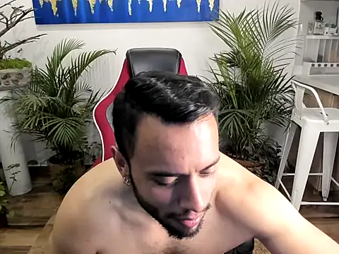 Snapshot of Luigi_Money chatting on 03/01/26, 12:56 Luigi Money online show from 03/01/26, 12:56