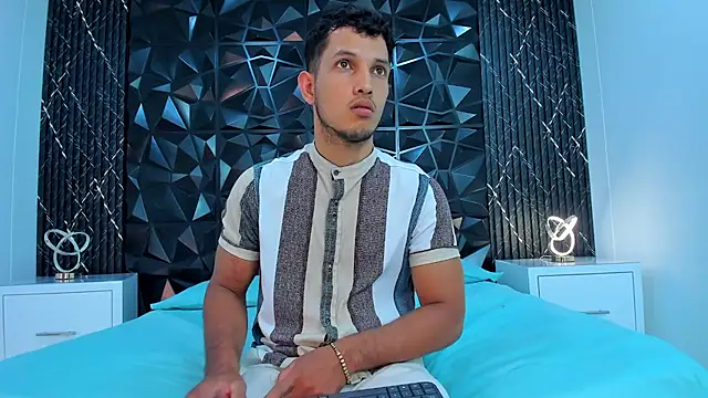 MaxiStanford online show from 03/16/26, 09:19