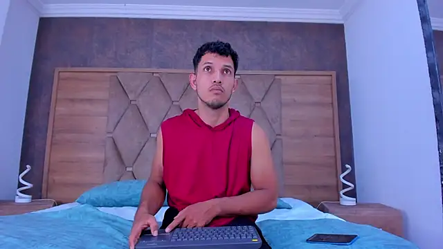 MaxiStanford online show from 03/26/26, 09:20