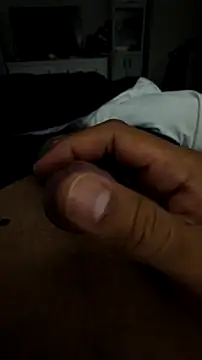 Snapshot of CosmicRental chatting on 03/01/26, 07:21 CosmicRental online show from 03/01/26, 07:21