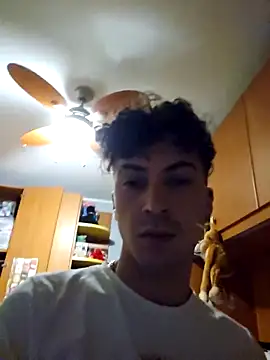 Andreakkkk online show from 04/19/26, 06:43