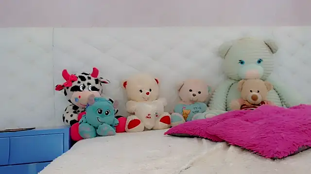 catriona queen16 online show from 03/20/26, 03:44