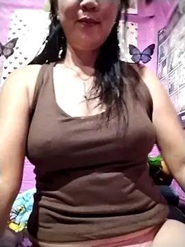 sweet lyn2025 online show from 04/20/26, 03:20