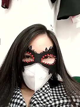 Snapshot of Suka-mon chatting on 03/08/26, 02:43 Suka-mon online show from 03/08/26, 02:43