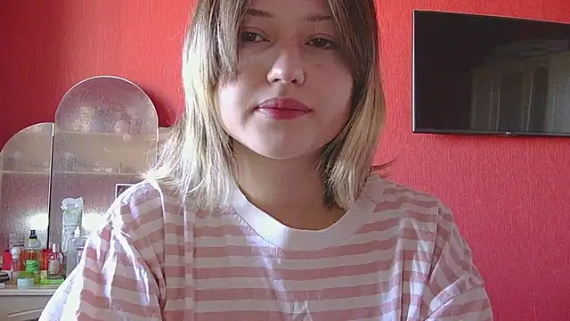 Beloved Mary online show from 04/01/26, 03:29