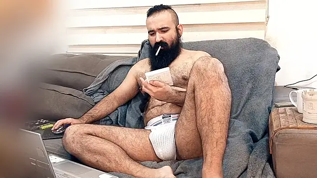Snapshot of Barba_Negra_Fumador chatting on 06/19/26, 06:56 Barba Negra Fumador online show from 06/19/26, 06:56