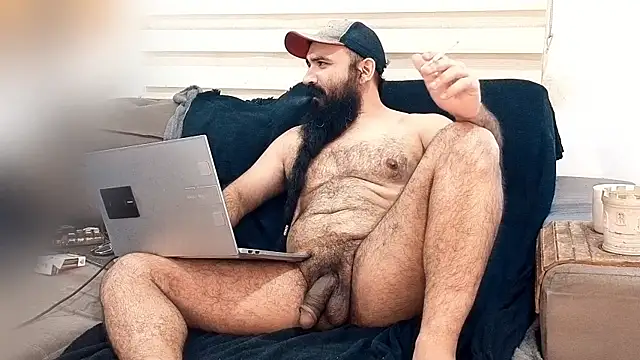 Snapshot of Barba_Negra_Fumador chatting on 07/16/26, 05:41 Barba Negra Fumador online show from 07/16/26, 05:41