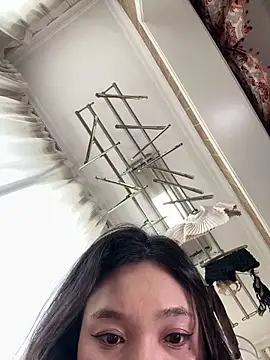 hot soft22 online show from 04/12/26, 08:41