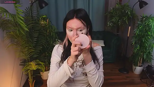 kittenlolla online show from 03/20/26, 05:12