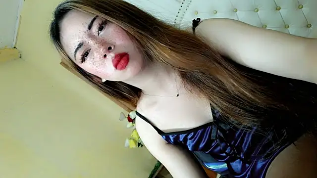 Seductive sophie online show from 05/03/26, 01:55