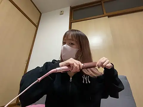 Snapshot of airi-ai0302 chatting on 05/21/26, 05:09 airi-ai0302 online show from 05/21/26, 05:09