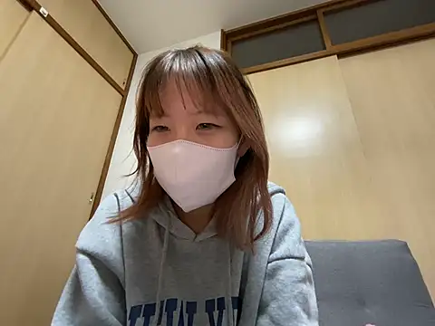 Snapshot of airi-ai0302 chatting on 05/23/26, 10:47 airi-ai0302 online show from 05/23/26, 10:47