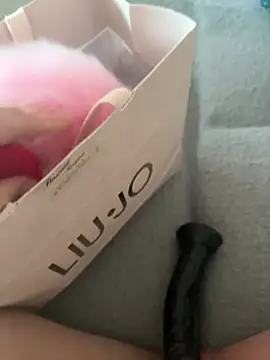 Snapshot of sexy_banny_ chatting on 03/03/26, 03:51 sexy banny online show from 03/03/26, 03:51