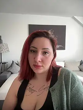 Snapshot of HotMerry chatting on 03/02/26, 08:32 HotMerry online show from 03/02/26, 08:32