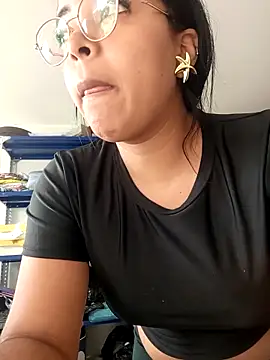 Babyfull lips online show from 03/20/26, 07:19