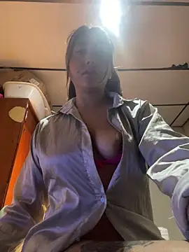 stefanyqueen69 online show from 04/09/26, 01:27