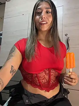 stefanyqueen69 online show from 05/10/26, 09:20