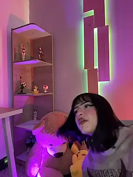 Taylor  0 online show from 04/05/26, 01:08