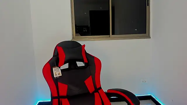 Mnell28 online show from 03/10/26, 06:51