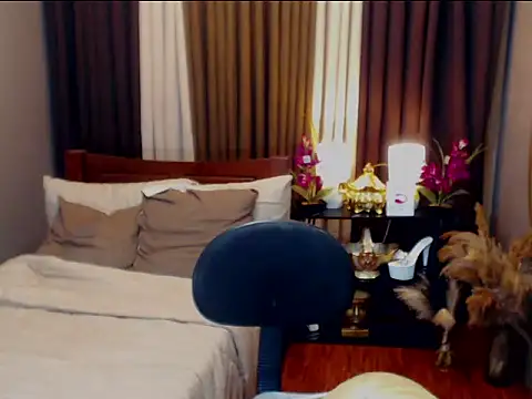 KieraLee online show from 03/02/26, 07:32